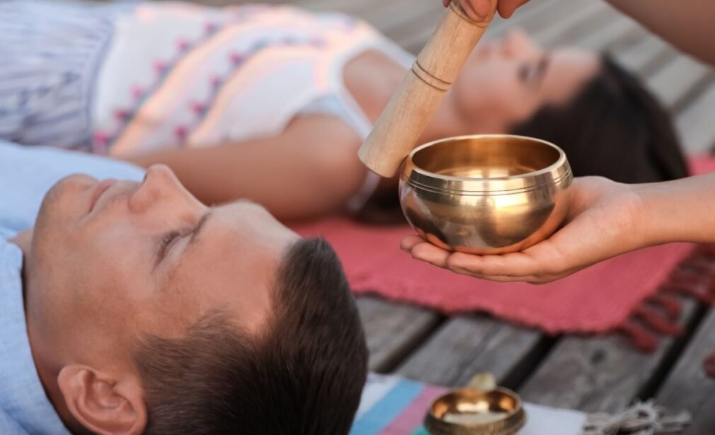 Den Koerper erden mit Frequenzen.