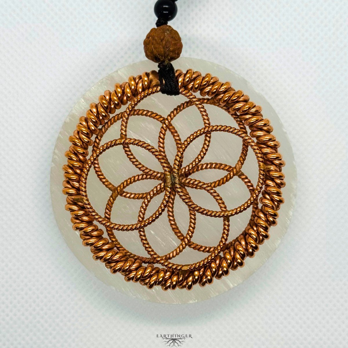 Detailansicht des energetisierten Lotus-Tensor-Rings – Symbol für Lebensenergie und Bewusstseinserweiterung, mit Sacred- und Missing-Cubit-Frequenz